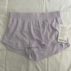 Lululemon hotty hot HR 2.5” short